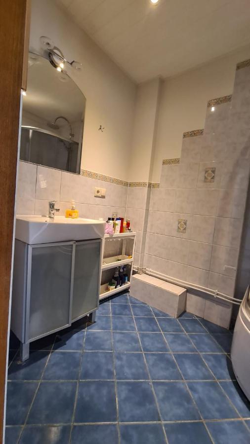 Spacious Condo 5 Min To Jurmala Beach Ngoại thất bức ảnh